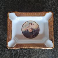 Posacenere in porcellana Limoges decorato a mano.