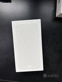 Lotto 2x Apple iPhone 6 – Uno OK + Uno Ricambi