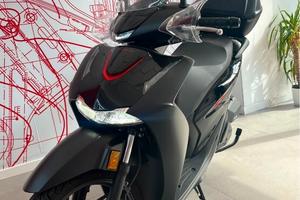Honda SH 125 Sport - Nero (Maggio 2026) - Come Nuo