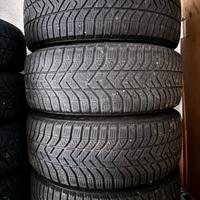 Gomme PIRELLI M+S con cerchio 205x55 R16 91T