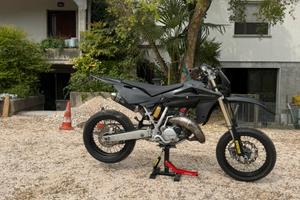 Husqvarna sm 125