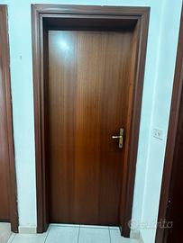 Infissi in legno intatti