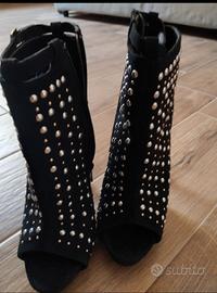 Scarpe Sisley Con Borchie E Tacco Alto,  37