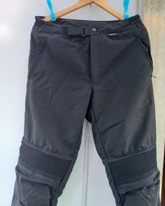 pantaloni da moto in gorotex