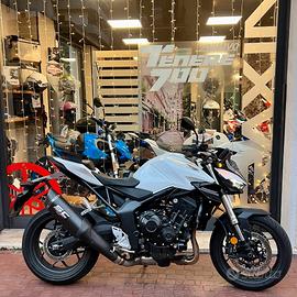 Honda Hornet 1000, 1500 km, iper accessoriata, fin