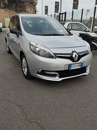 Renault Scenic Scénic XMod dCi 110 CV EDC Bose AUT