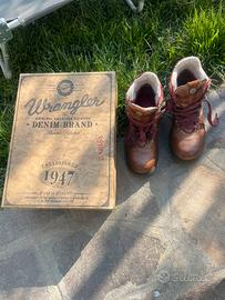 Scarponcini in cuoio . Wrangler n37