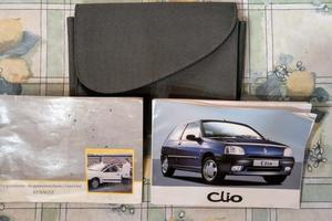 Portadocumenti Renault Clio 1 con manuali
