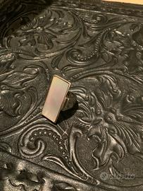 Anello di bigiotteria