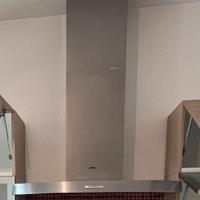 Cappa aspirante con tubo