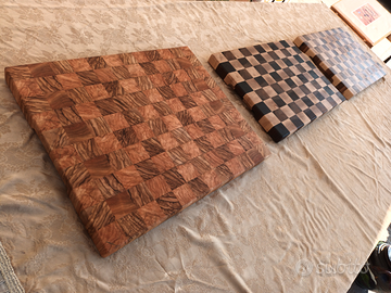 Taglieri a scacchi e tronchetti