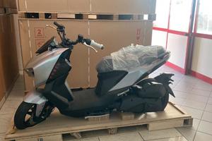 Scooter moto motorino Sym MMBCU 125