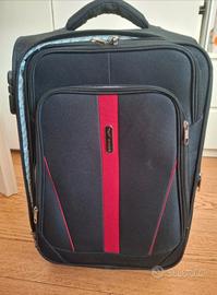 valigia trolley in tessuto marca wings