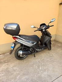 Scooter Kymko 125 Agility 16