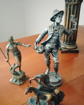 Statue