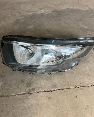 Fanale Sx anteriore Iveco Daily