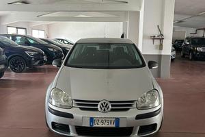 Golf 5 V 1.9 diesel 105cv