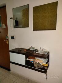 MOBILE INGRESSO CON DUE SPECCHI.