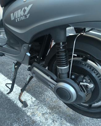 Viky italy scooter elettrico 800W/solo uso privato