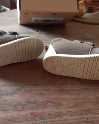 Scarpe bebè 21 e 23