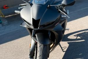 HONDA CBR600RR 2024-4300km-terminale arrow titanio