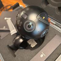 Insta360 Pro 2 + Farsight + Accessori Originali