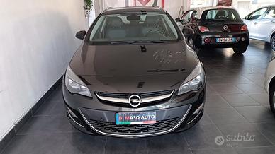 Opel Astra 1.4 Turbo 140CV Sports Tourer GPL Tech 