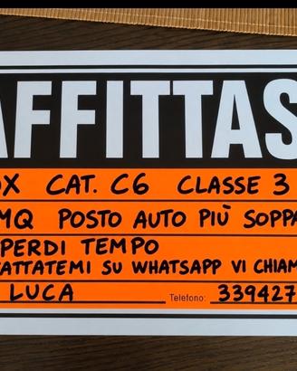 Box auto con ampio soppalco - via paolo