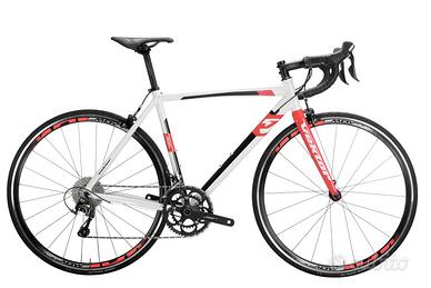 BICI DA CORSA VEKTOR