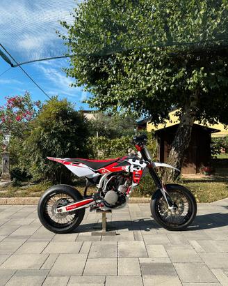 Husqvarna 450 SMR (480cc)