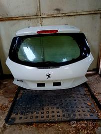 ricambi carrozzeria Peugeot  208 anno 2014