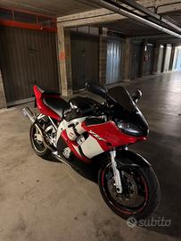 Yamaha yzf R6