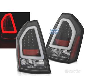 FANALI PER CHRYSLER 300C 05-08 A LED TUBOLARI NERI