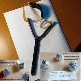 Fionda artigianale in acciaio cod. A24