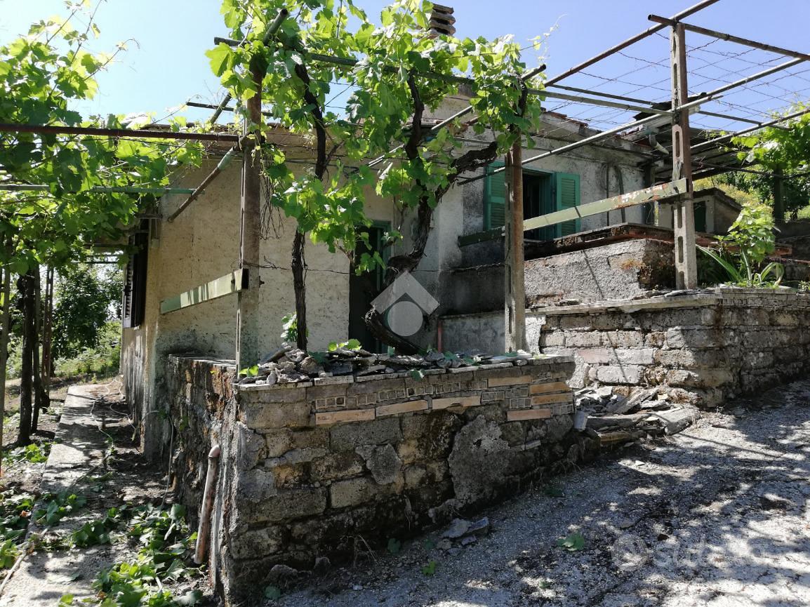 RUSTICO A OLEVANO ROMANO - Vista 2