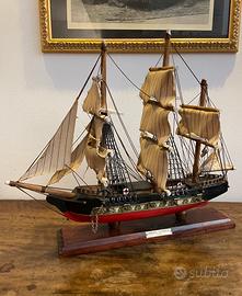 Nave fregata spagnola 1780 vintage in legno