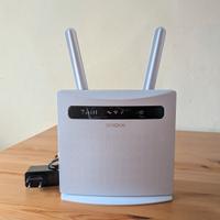 Router STRONG 4GROUTER300V2 Bianco USB RJ45