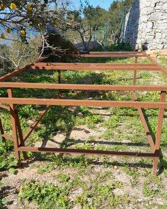 struttura in ferro per grande tavolo