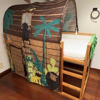 Letto Kuro IKEA con doppia copertura e materasso