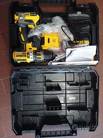DEWALT Trapano Avvitatore DCD795S2-QW