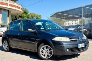 Renault Megane Mégane 1.6 16V 5 porte GPL Serie Sp
