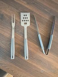 3 attrezzi BBQ nuovi