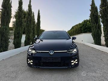 Volkswagen Golf VIII 2.0 GTD DSG - 200cv