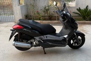 Yamaha x max 125