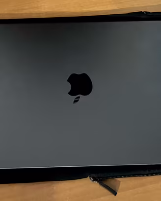 MacBook Pro 14” Apple M4 | 1TB SSD|Pari al Nuovo!🔥