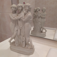Statuine di porcellana