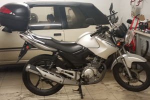 Moto Yamaha YBR 125
