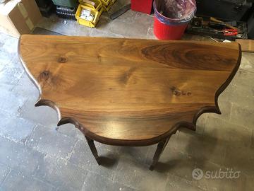 Tavolino mezzaluna