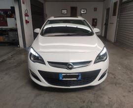 Opel Astra Sport Tourer - Cosmo