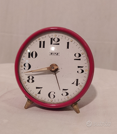 Sveglia RITZ Rossa a carica meccanica manuale